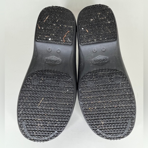 Crocs Shoes Clogs Slip Ons Women Size 8 Slip Resistan Black Rubber - Picture 12 of 13